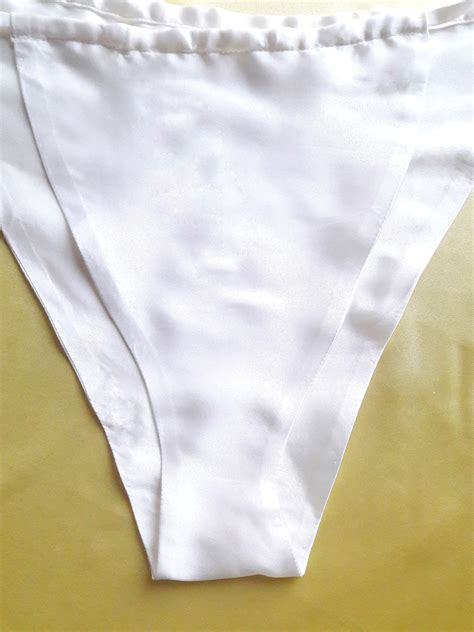 LITTLE TOKYO Pure Silk Womens Fundoshi, Japanese。